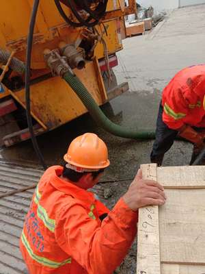 南京水下打撈公司 市政管道封堵清淤泥長(zhǎng)期服務(wù)